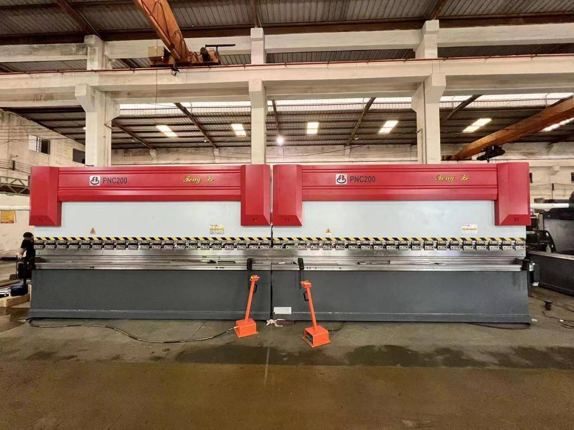 實現1+1＞2，豐科機械創新推出高效的雙機聯動折彎機 ? 